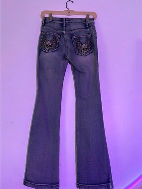 SHEIN Dark Blue Flared Wide-Leg Jeans with Embellished Skull Pockets